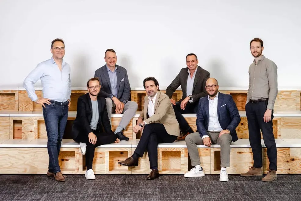 DuMont entwickelt unter der Marke Entirely erstes offenes internationales MarTech-Ökosystem
